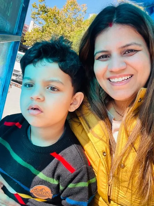 Kanika Lamba with her son Master Mivaan